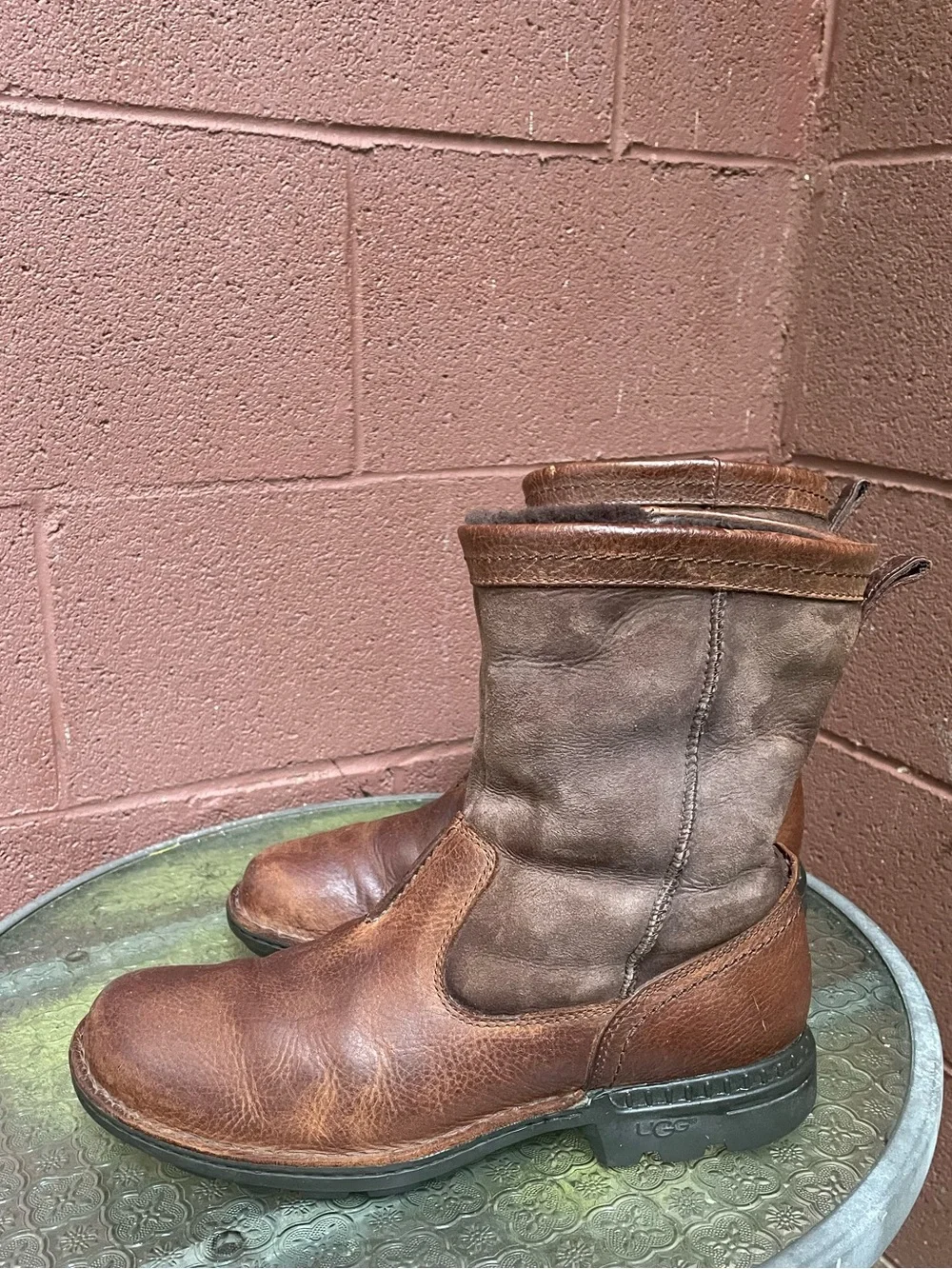 UGG® Hartsville Leather Boots 11 Men’s